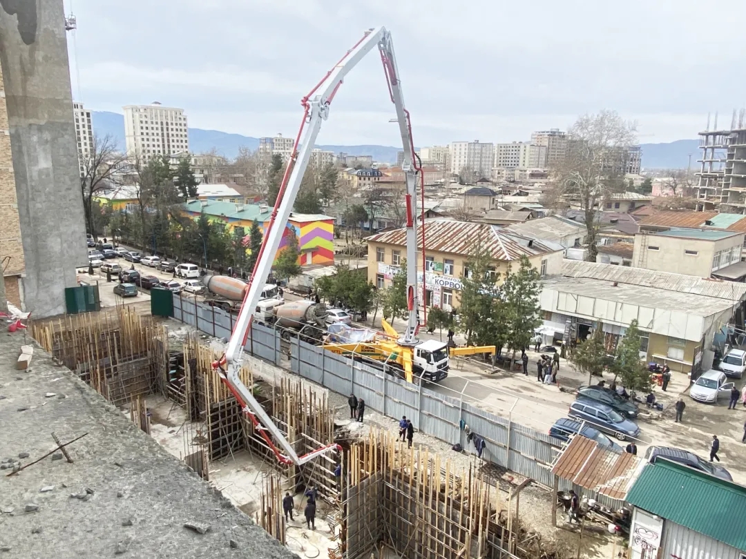 筑梦“蓝海”！bti体育泵车“圈粉”中亚！