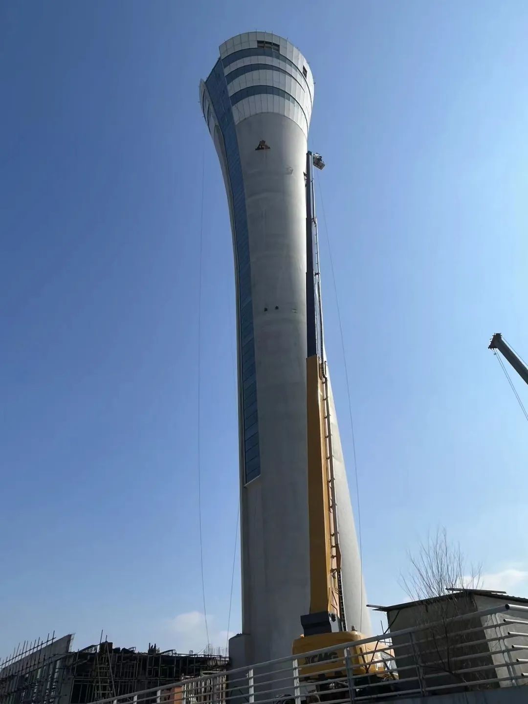 大显技巧！bti体育直臂式高空作业平台XGS70K魔都首秀！