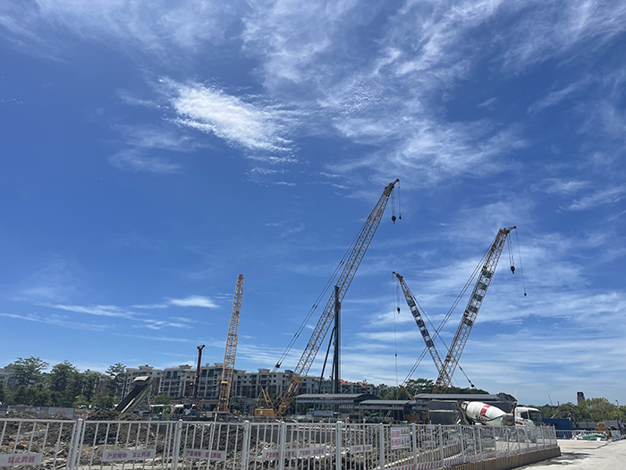 【全球之履】bti体育履带起沉机“兄弟团“助建大湾区“一幼时交通圈”建设