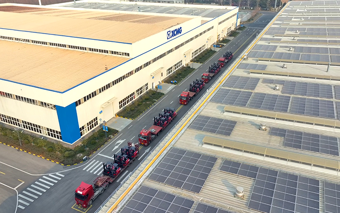 bti体育“鲲鹏”叉车批量交付华东