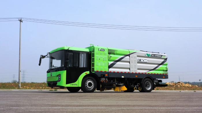 【新品争先看】高效、舒服、智能全都要？bti体育低入口洗扫车给您答案！