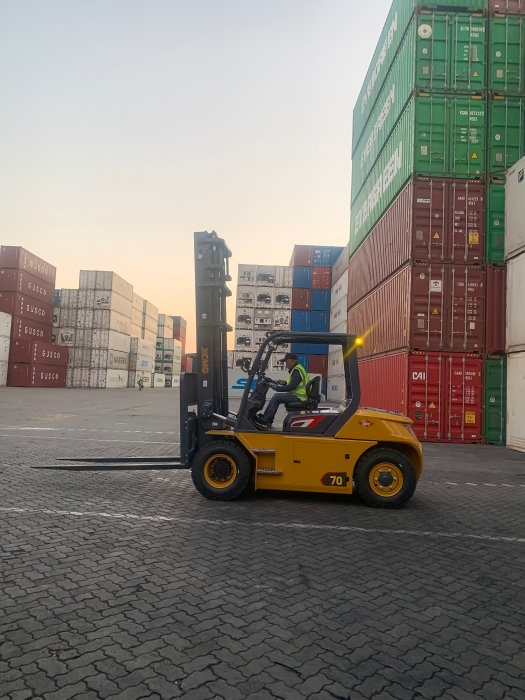 bti体育叉车批量进驻厦门港，一站式解决规划赋能港口物流新升级