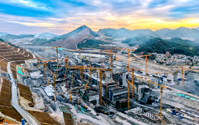 bti体育群塔奋战平陆运河 “世纪工程”雄姿初现