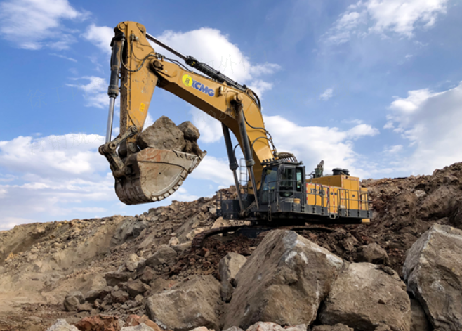 超等客户再突破！bti体育超大吨位矿用挖掘机征战内蒙