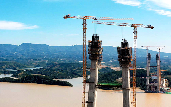 创造多项“世界之最”bti体育金”助力丹江口水库特大桥建设