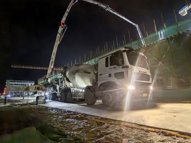 夜战淮北！600方C35，bti体育“泵+搅”协同
