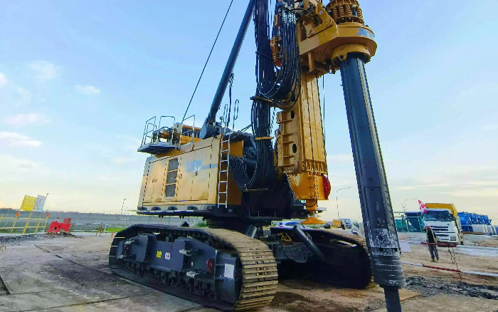 攻克高温、塌陷、深桩……bti体育XR450E逐一破解！
