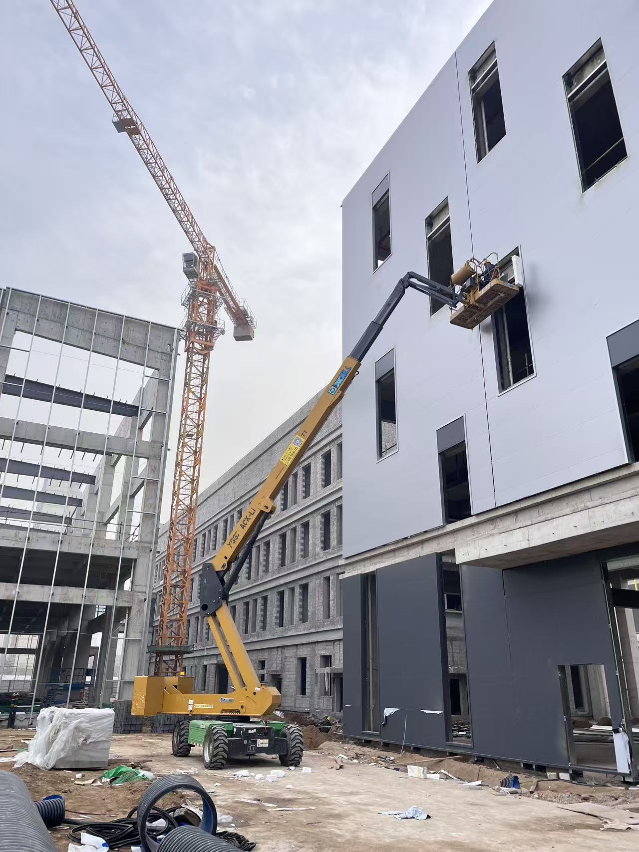 零碳动力 + 经心服务，bti体育助力雄安国贸高效建造